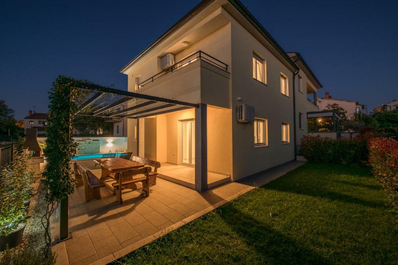 Villa Cera بولا المظهر الخارجي الصورة